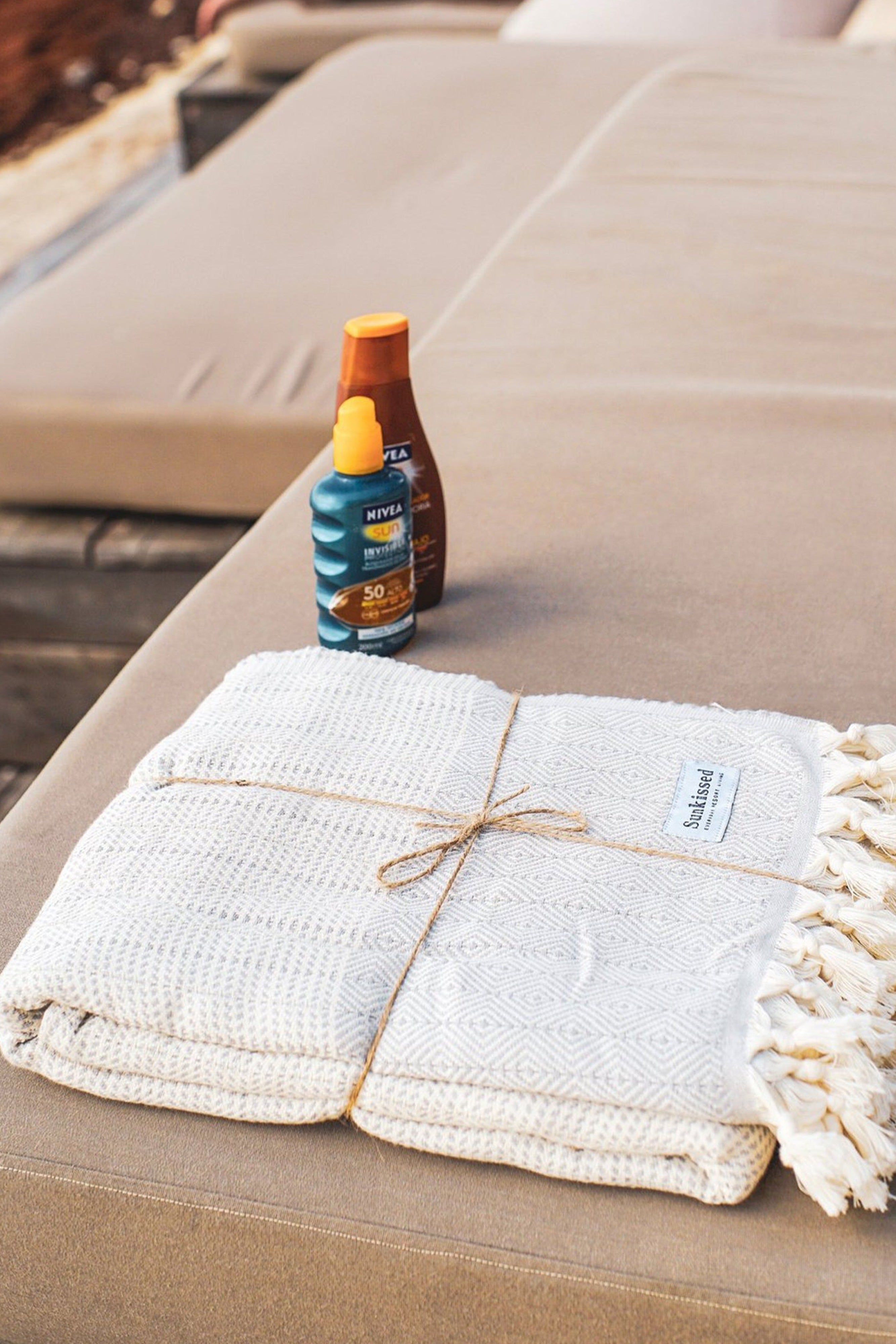 CAPE TOWN  SAND FREE CASA THROW Sunkissed